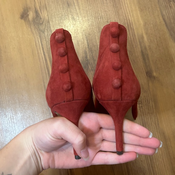Nine west Kitten Heel Pumps Velvet Red Size 6 - Picture 2 of 6